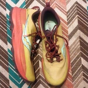 Saucony Running shoes